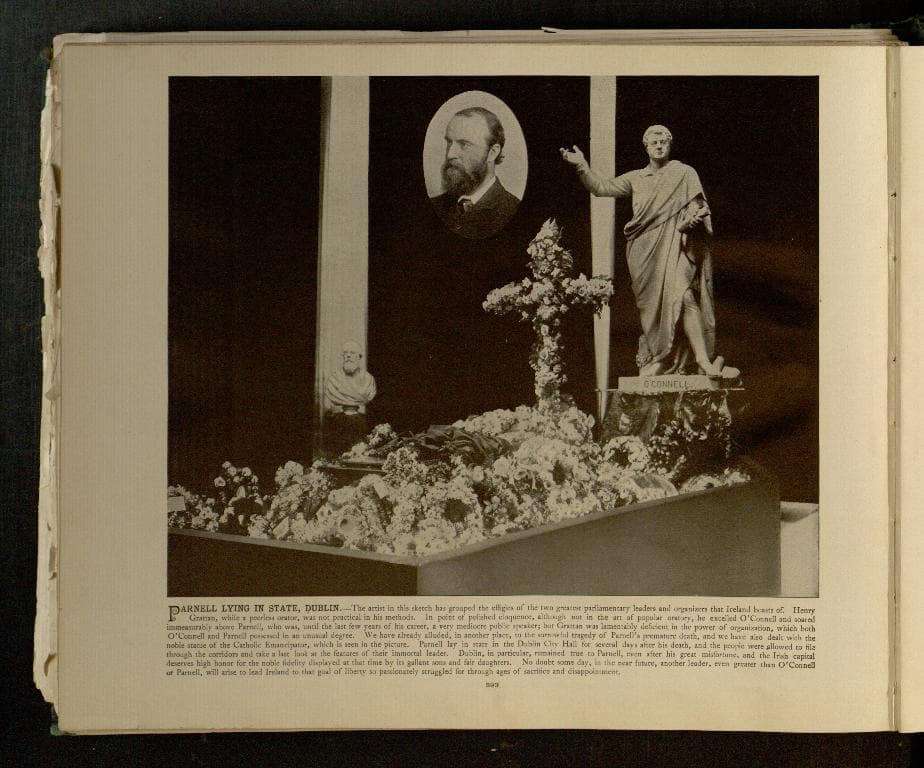 Ein Buch mit Text und Bildern.