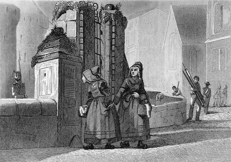 Schwarz-Weiß-Gravur Von Zwei Frauen, Die Vor Einem Gebäude Stehen, Mit Anderen Menschen Im Hintergrund, Betitelt Mit "Victorian Women In The City Of London."