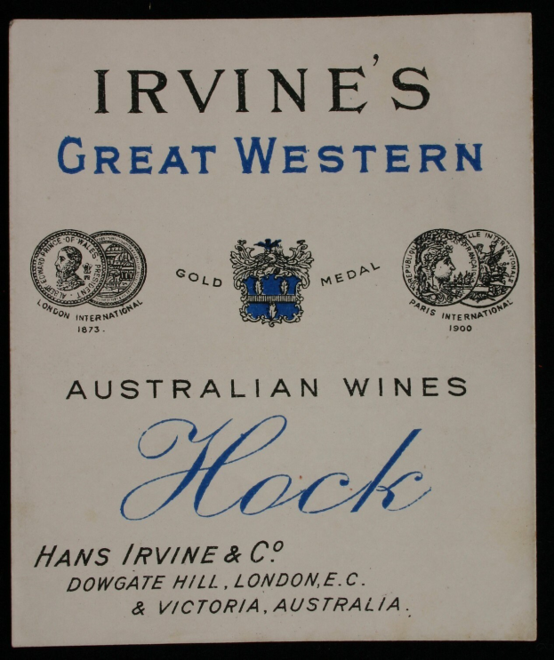 Plakat, das Irvines großartige australische Weine bewirbt und den Text und Logos des Unternehmens zeigt.