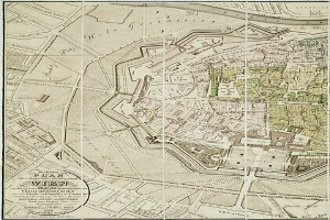 Ein detailliertes altes Stadtplan von Wien, Deutschland, das Straßen, Gebäude, Sehenswürdigkeiten und Text enthält, der Informationen über die Bevölkerung, Sehenswürdigkeiten und Straßen der Stadt bereitstellt.